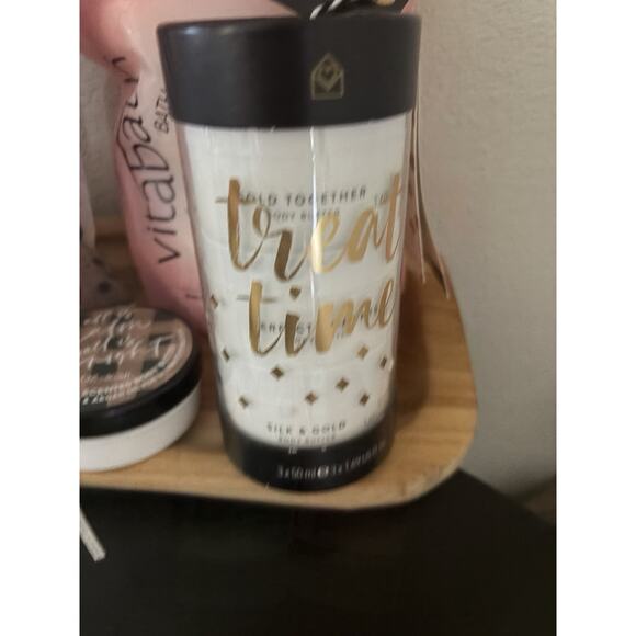 Beauty & Bath Lot Of 20 - Picture 5 of 13